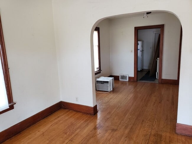 Photo - 117 S Homer St