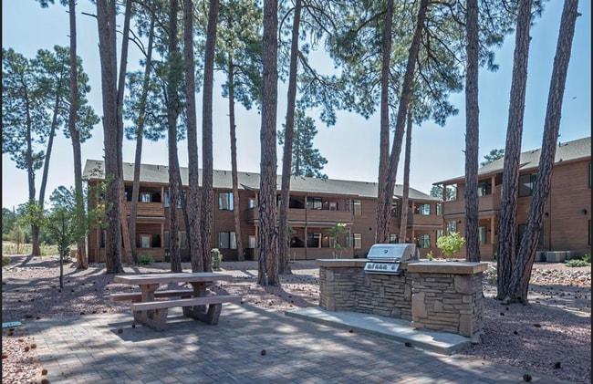 Photo - Bison Cove ~ 2 bed / 2 bath Unit C8