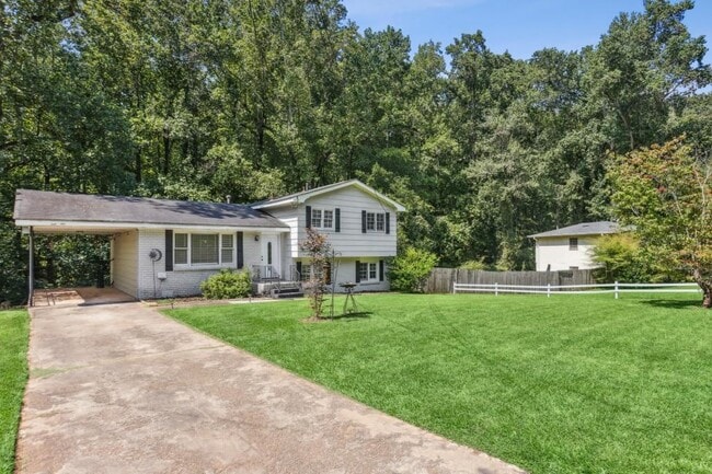 Photo - 2647 Hatfield Cir SE