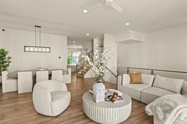 Photo - 1337 Grey Fox Ct NE