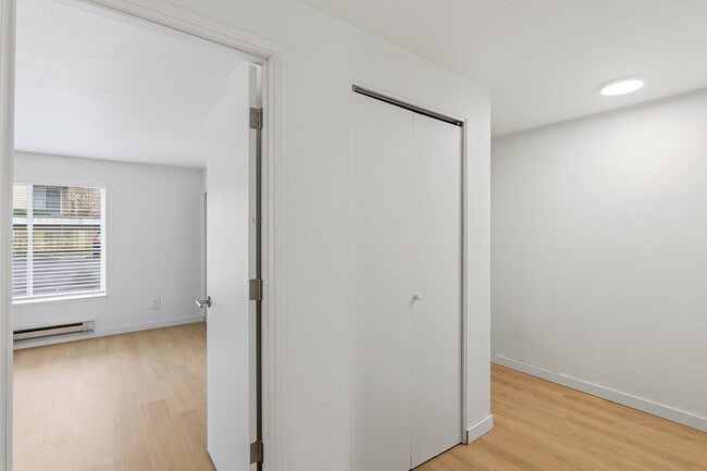 Photo - The Finch Apartments