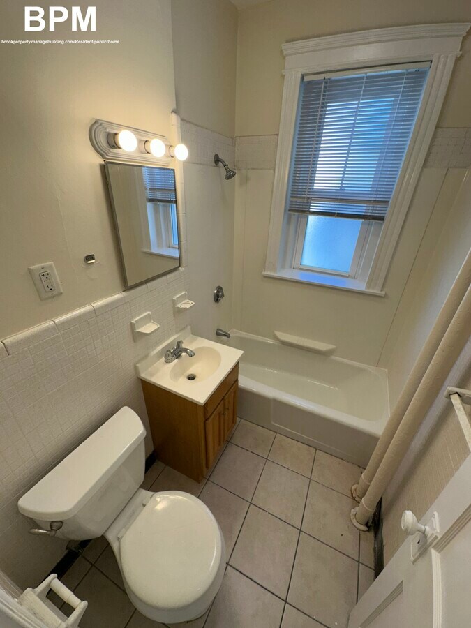 Photo - 41 Wendell St Unit 34