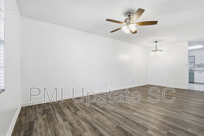 Photo - 110 Cypress Run Unit B