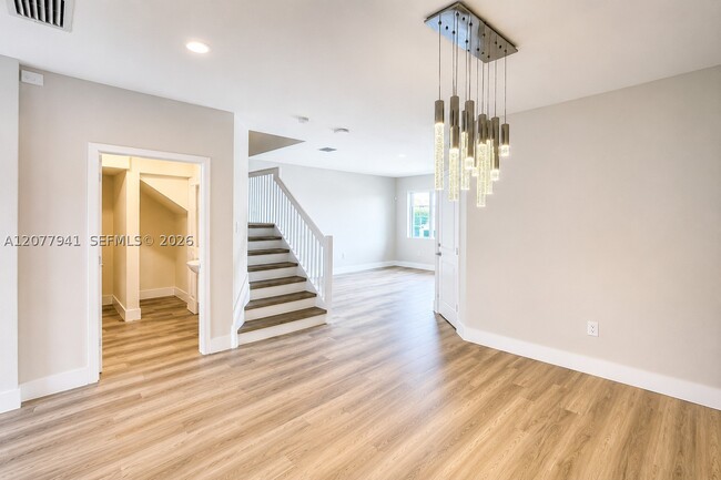 403 NE 208th Terrace