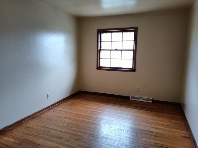 Photo - 7308-7312 W Mill Rd Unit 7310