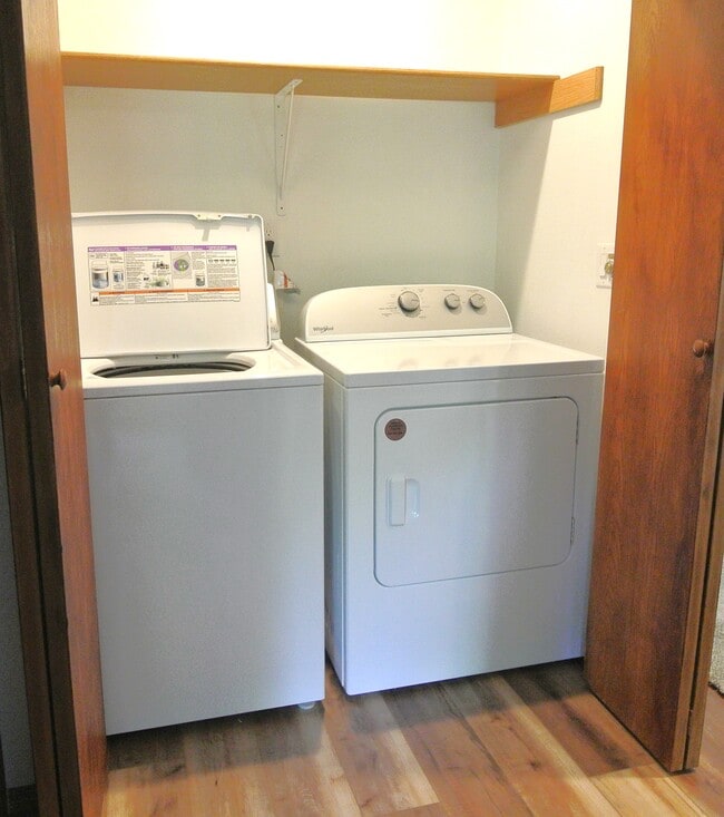 Full size washer/dryer - 1350 Brown St Unit B