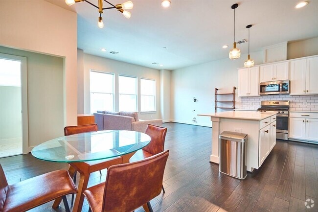 Building Photo - 3628 Griggs Rd Rental