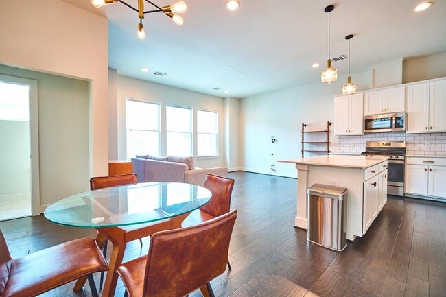 Photo - 3628 Griggs Rd Condo