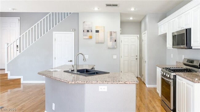 Photo - 3610 Pinnate Dr