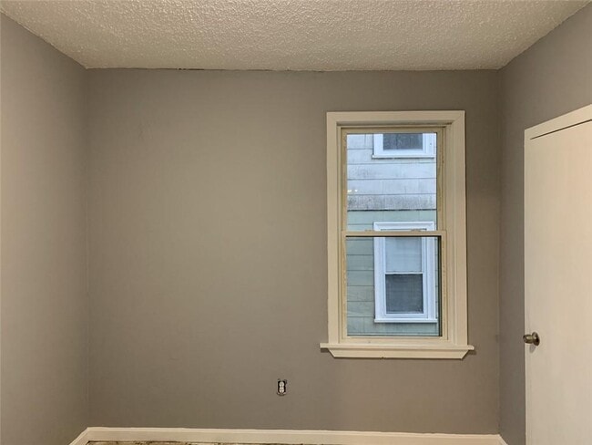 Photo - 25 Laundry St Unit 2