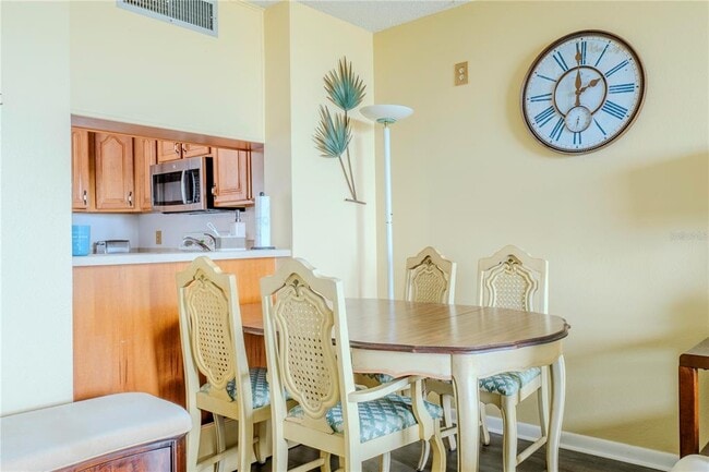Photo - 2620 Cove Cay Dr Unit 802