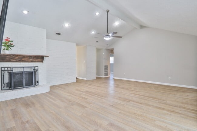 Photo - 509 Belmont Dr
