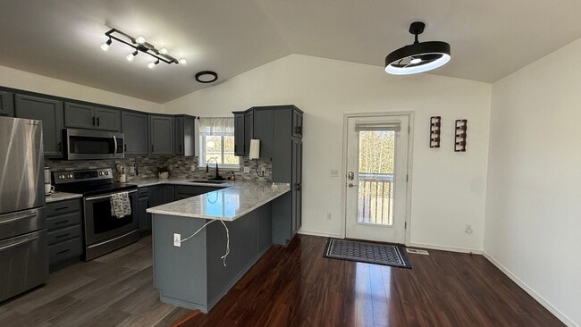 Photo - Lovely 3 Bed/2.5 Bath House in East Anchor...