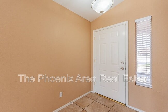 Photo - 1261 N Balboa Dr