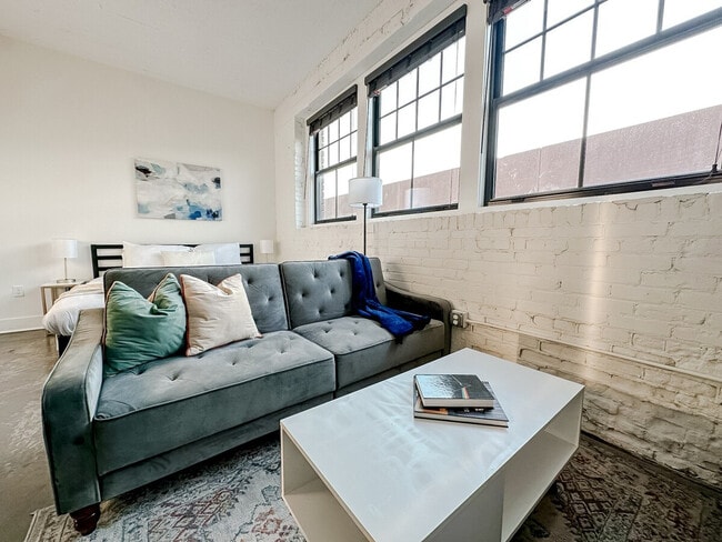 Photo - 701 E 2nd St N Unidad ID1073582P