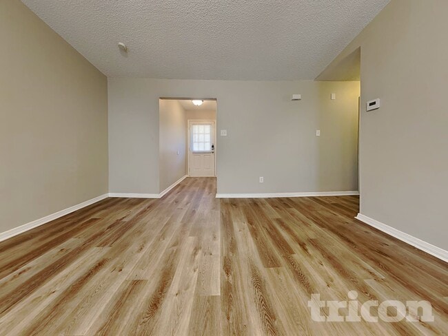 Photo - 5620 Oregon Trail Ct