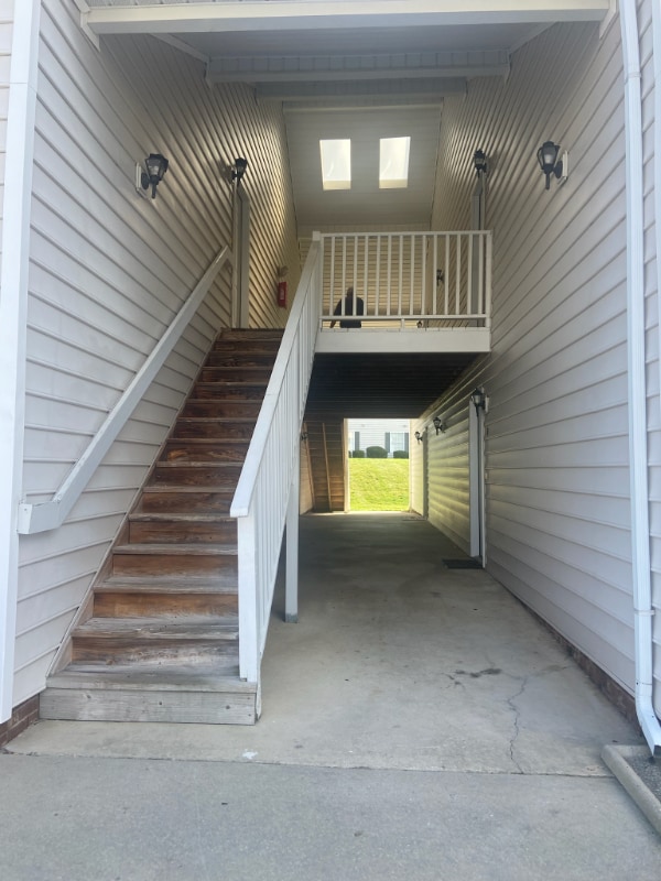 Photo - 801 Moultrie Ct Unidad G