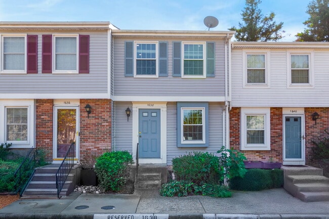 Building Photo - 1638 10th St S