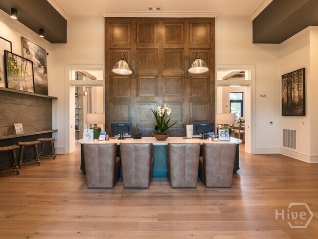 Photo - 154 Heartwood Ave S Unidad C1