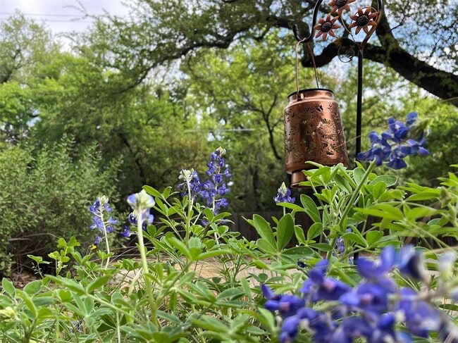 Photo - 6401 Woodcrest Dr