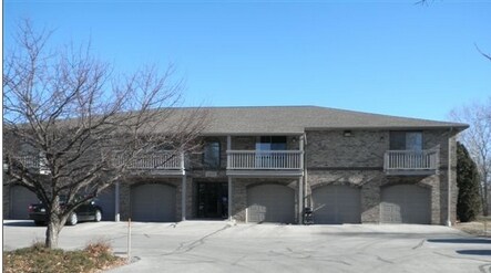 ELK TERRACE - ELK TERRACE Apartments