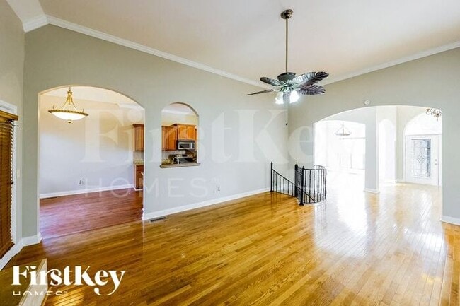 Photo - 8025 Brookhaven Ln