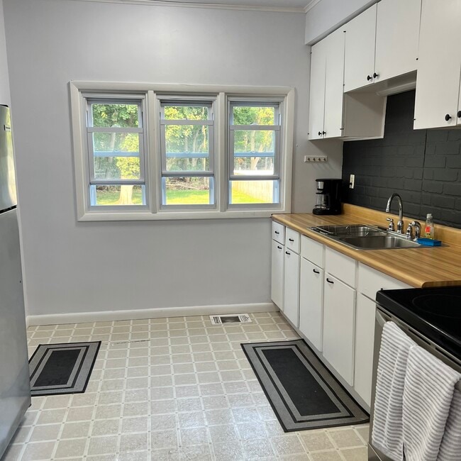 31 Higby Rd Unit 31 Higby Rd, Utica, NY , 13501