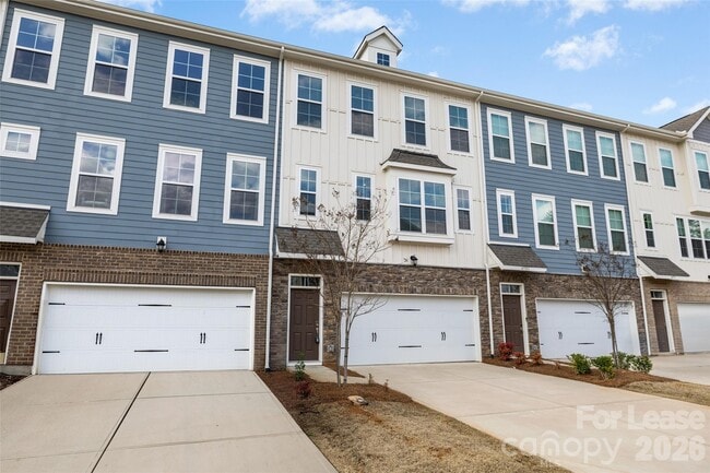 Photo - 6985 Waterstone Dr