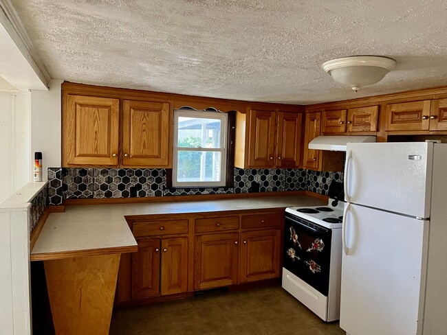 Photo - 32 Cross St Unit 1 -  # 32 1st. Flr.