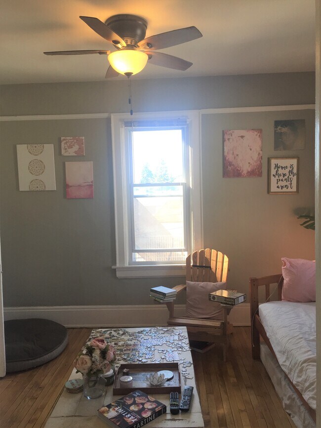 Photo - 919 E Clarke St Unidad 4