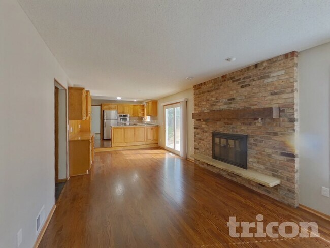 Photo - 3301 Skyview Dr