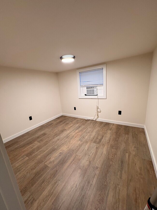 Photo - Private 1-Bedroom Cottage