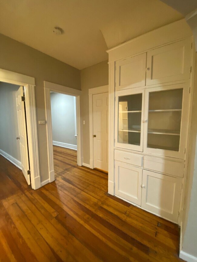 Photo - 3507 Alberta St Apartment Unit 3507 Alberta St 1F