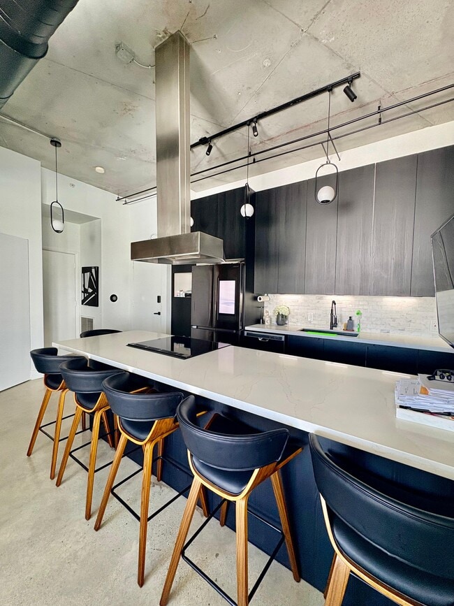 Photo - 10 SW South River Dr Unidad 603