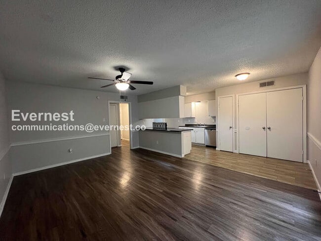 Photo - 5733 Woodbourne Ct