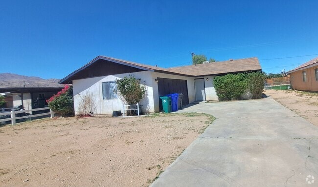 Building Photo - 3 Bedroom ready to move in Rental