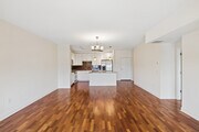 1BR, 1BA - 927SF - Living Room