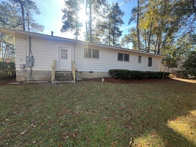 Photo - 213 Tucwal St