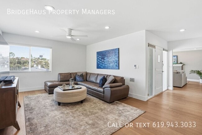 Photo - 3266 Goldfinch St