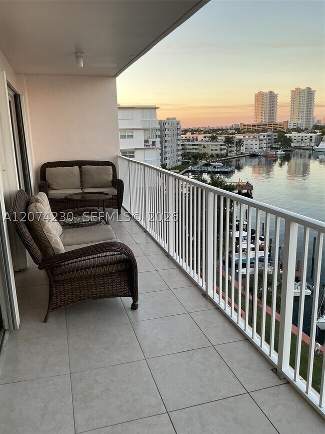 Photo - 400 Golden Isles Dr Unit 55