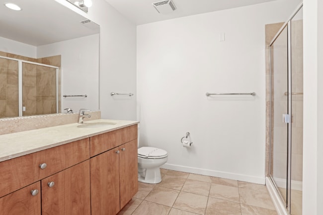 Photo - 110 W Polk St