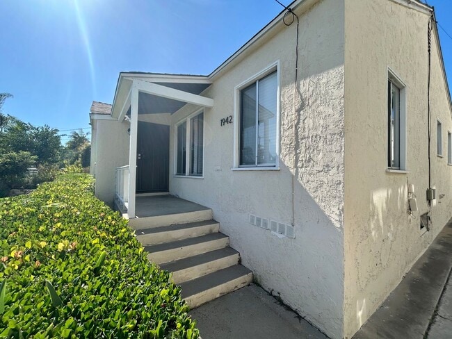 Photo - 3 Bedroom Charmer in the Heart of Pacific ...