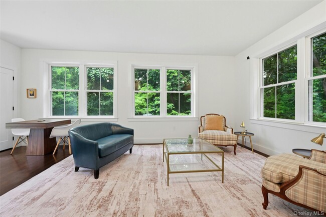 Photo - 13595 Soundview Ave