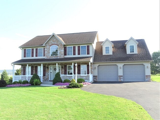 Building Photo - 108 N Churchtown Rd Rental