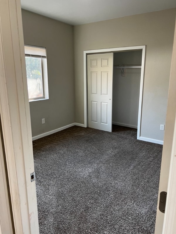 Photo - 932 S Tennyson St