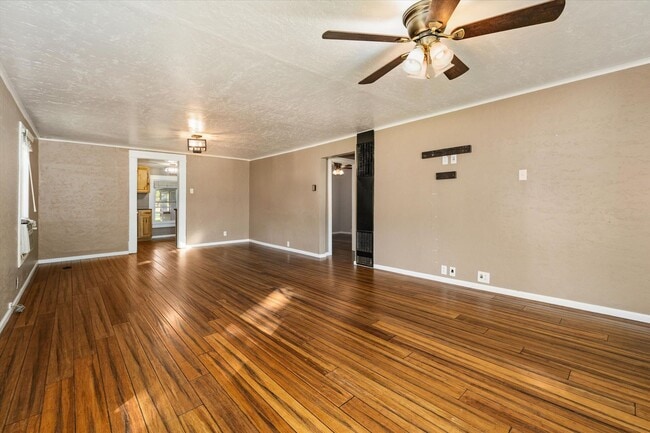 Photo - Charming Country Home on 1 Acre – 2 Bed, 1...