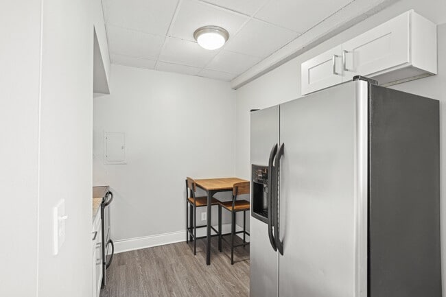 Barbizon Apartments