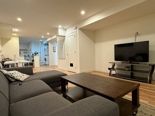 Photo - 46265 Hope River Rd