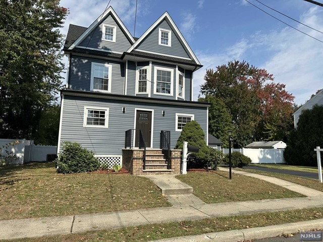 Photo - 17 Lincoln Pl Townhome