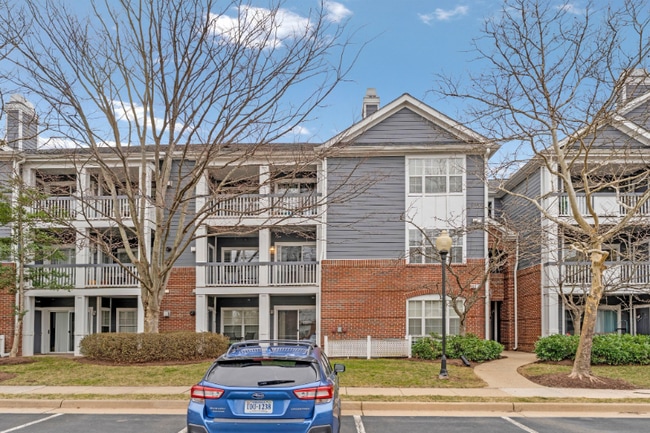 Photo - 20320 Beechwood Terrace Unit 203